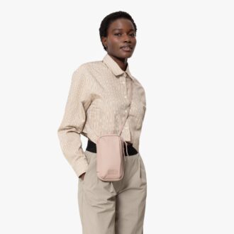 CNNCT F POUCH