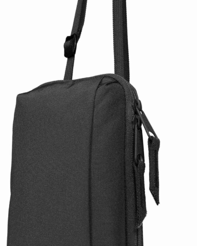 CNNCT F POUCH