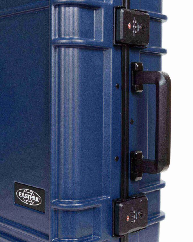 RESIST’R CASE S RESIST’R CASE S